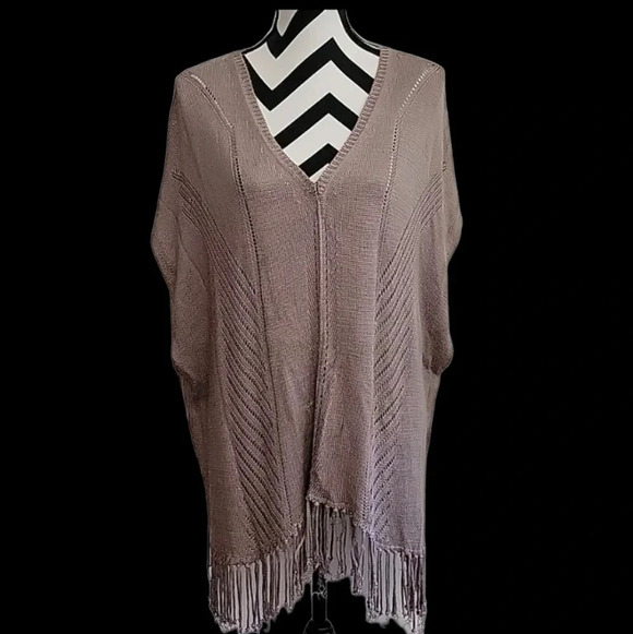 Saks Fifth Avenue Sweaters - Saks Fifth Avenue Shrug